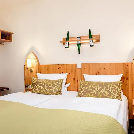 Akzent Waldhotel Rheingau 4*
