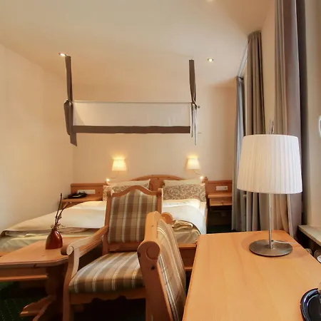 Akzent Waldhotel Rheingau 4*